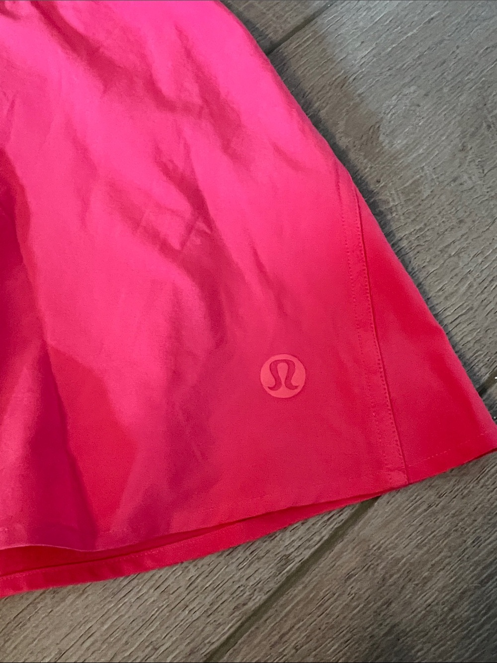 Lululemon lightweight high rise tennis skirt - Picture 2 of 5